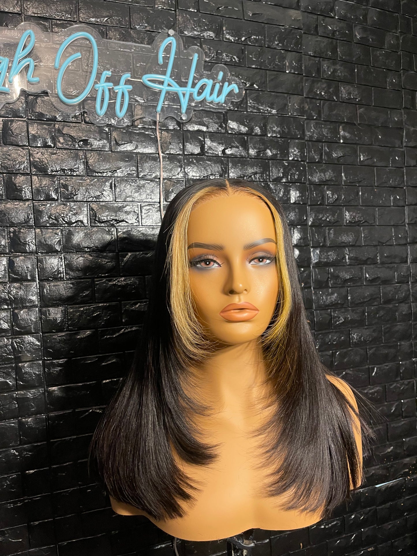 Glueless Closure Unit